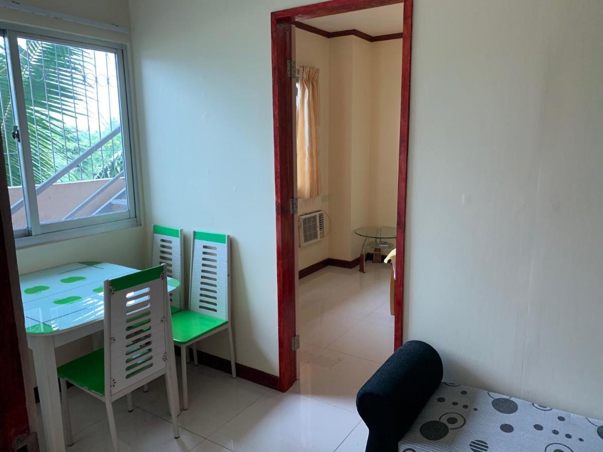 Elreds Condo Cebu Екстериор снимка