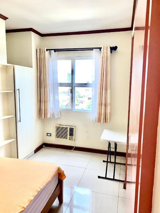 Elreds Condo Cebu Екстериор снимка